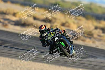 media/Nov-17-2024-CVMA (Sun) [[1fec520723]]/Race 17-Amateur Supersport Middleweight/